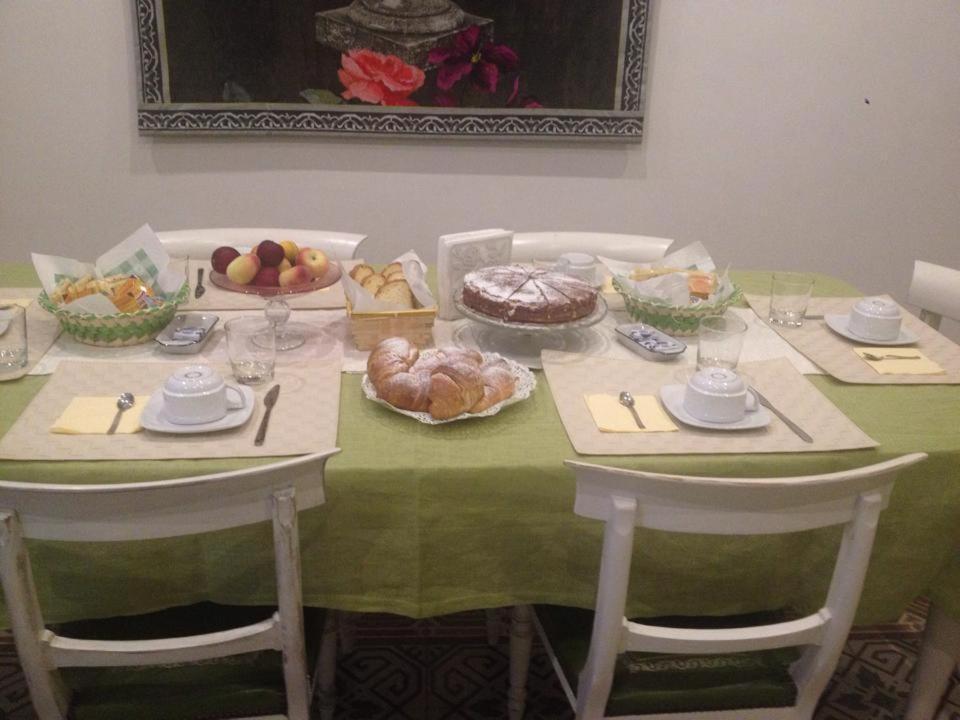 Al Decoro Bed and Breakfast Palermo Buitenkant foto