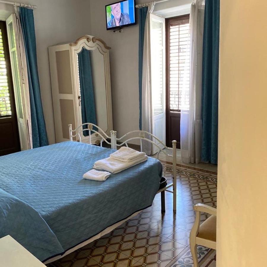 Al Decoro Bed and Breakfast Palermo Buitenkant foto